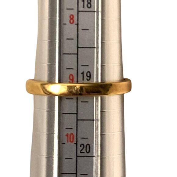 6 Womens Rings Gold and Silver Tones No Precious Metals or Stones Sizes 7 to 11 - Picture 6 of 16